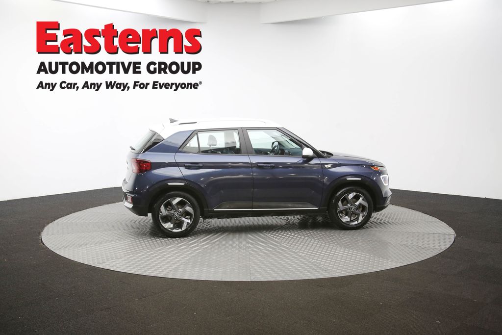 2021 Hyundai Venue SEL Denim photo 30