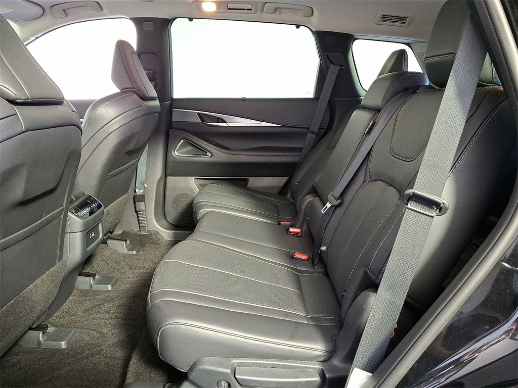 2025 Infiniti QX60 Luxe photo 10