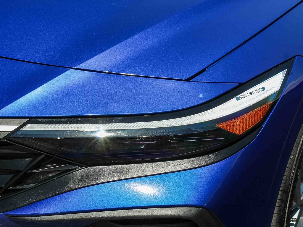 2024 Hyundai Elantra SEL photo 4