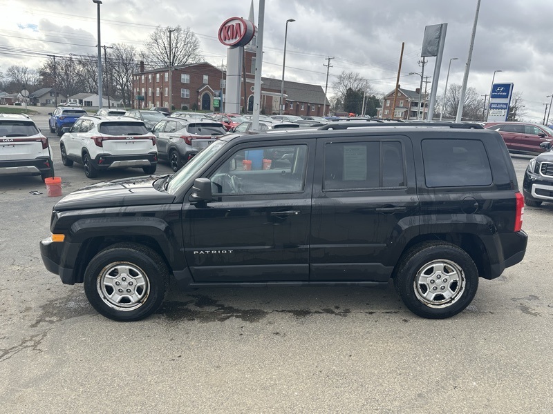 2015 Jeep Patriot Sport photo 2