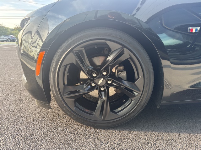 2019 Chevrolet Camaro 1LT photo 7