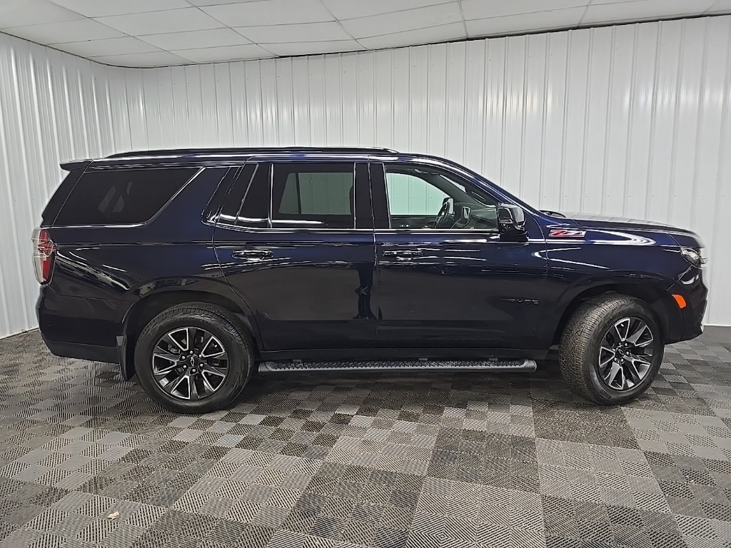 2022 Chevrolet Tahoe Z71 photo 2