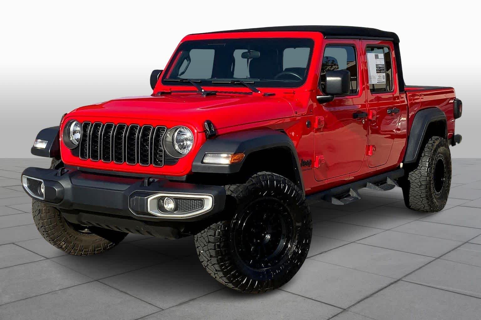 2024 Jeep Gladiator Sport's photo
