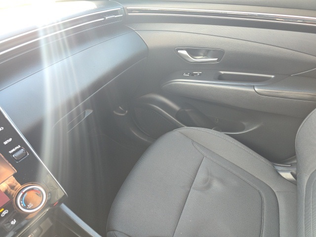 2022 Hyundai Tucson SE photo 16