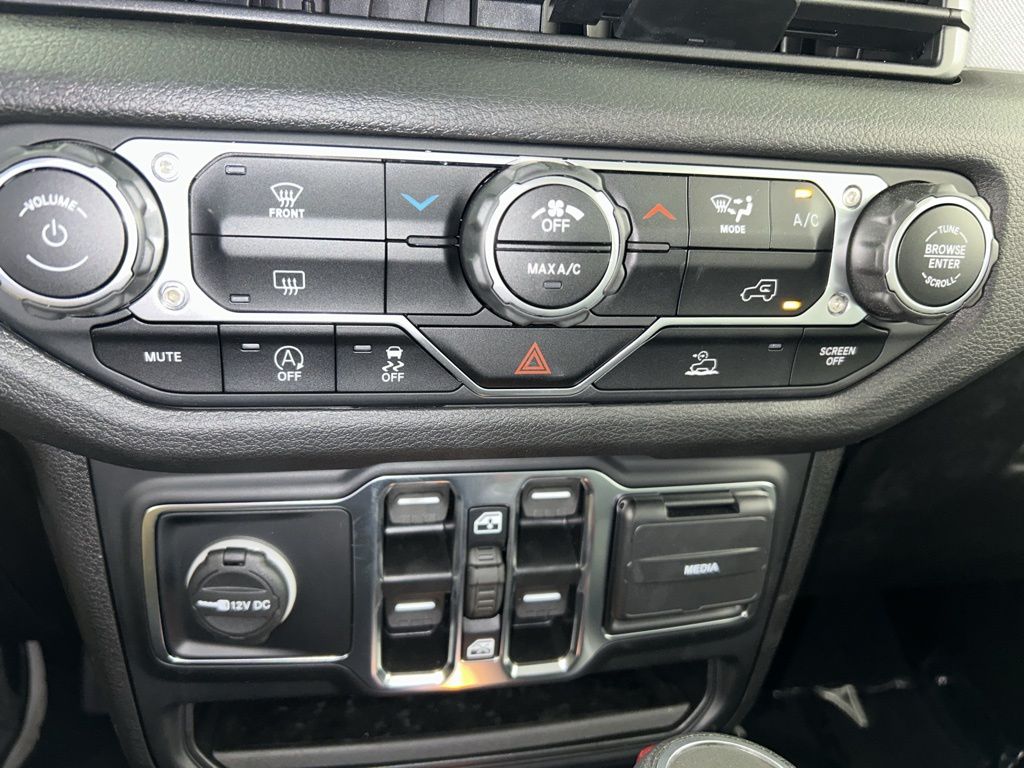 2024 Jeep Gladiator Sport S photo 15