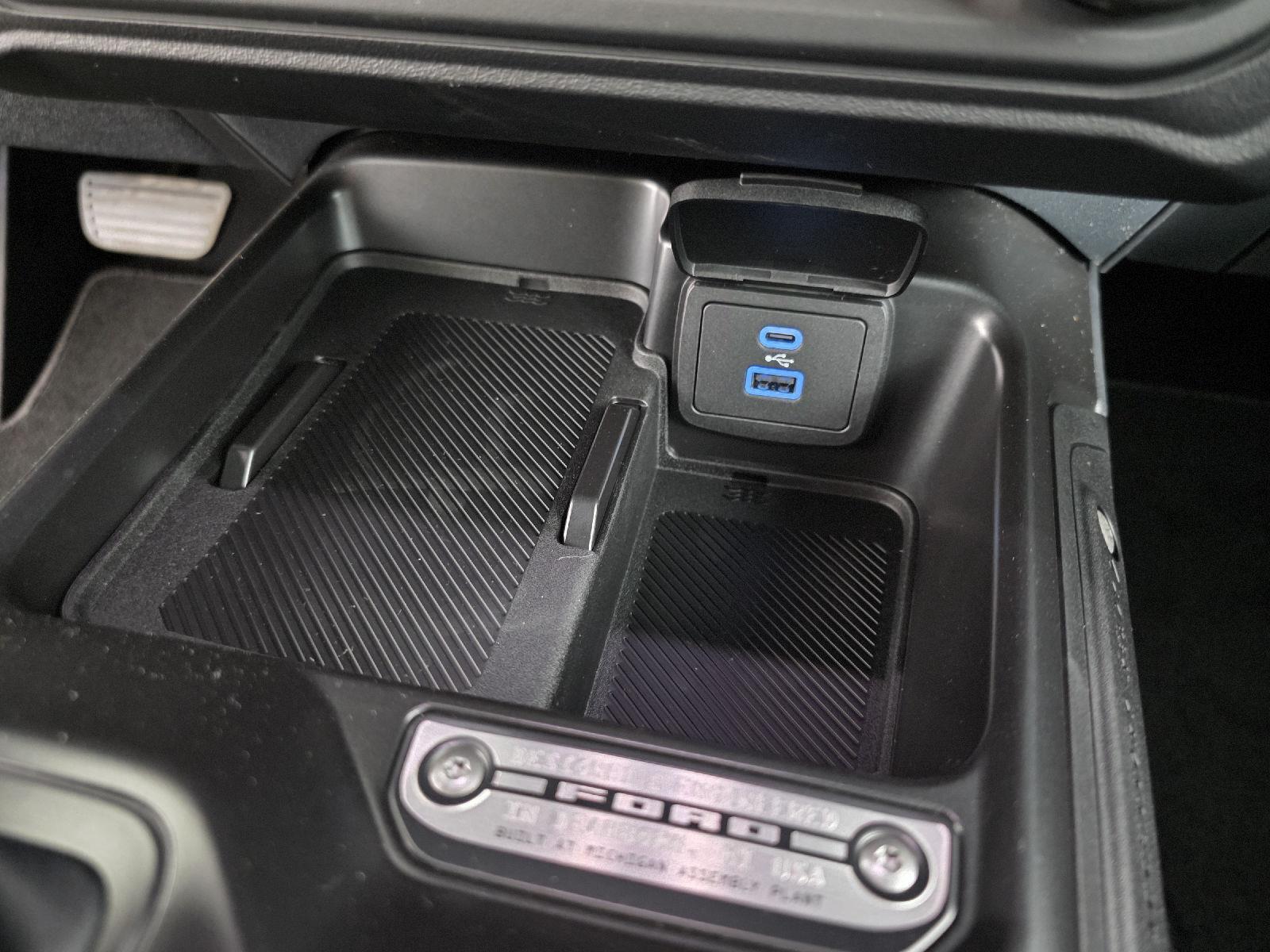 2025 Ford Bronco Outer Banks photo 31