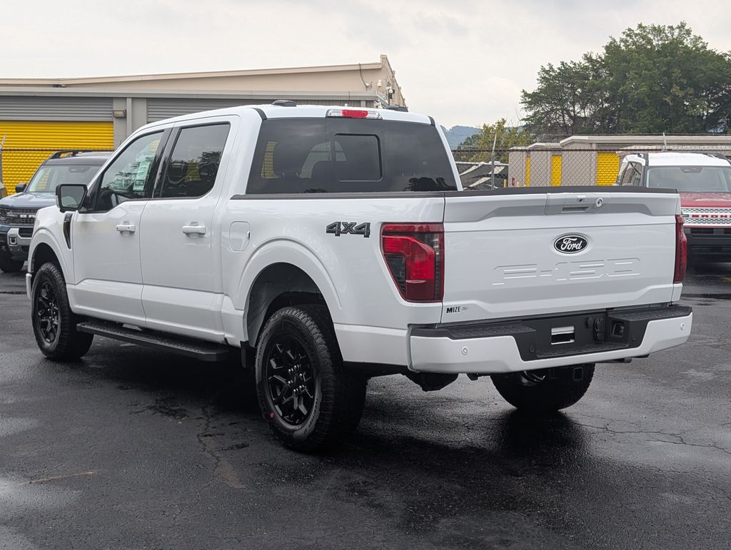 2025 Ford F-150 XLT photo 4