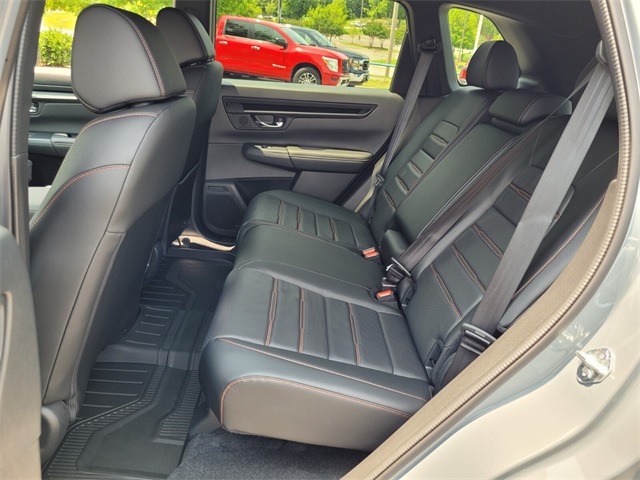 2026 Honda CR-V Hybrid Sport-L photo 5