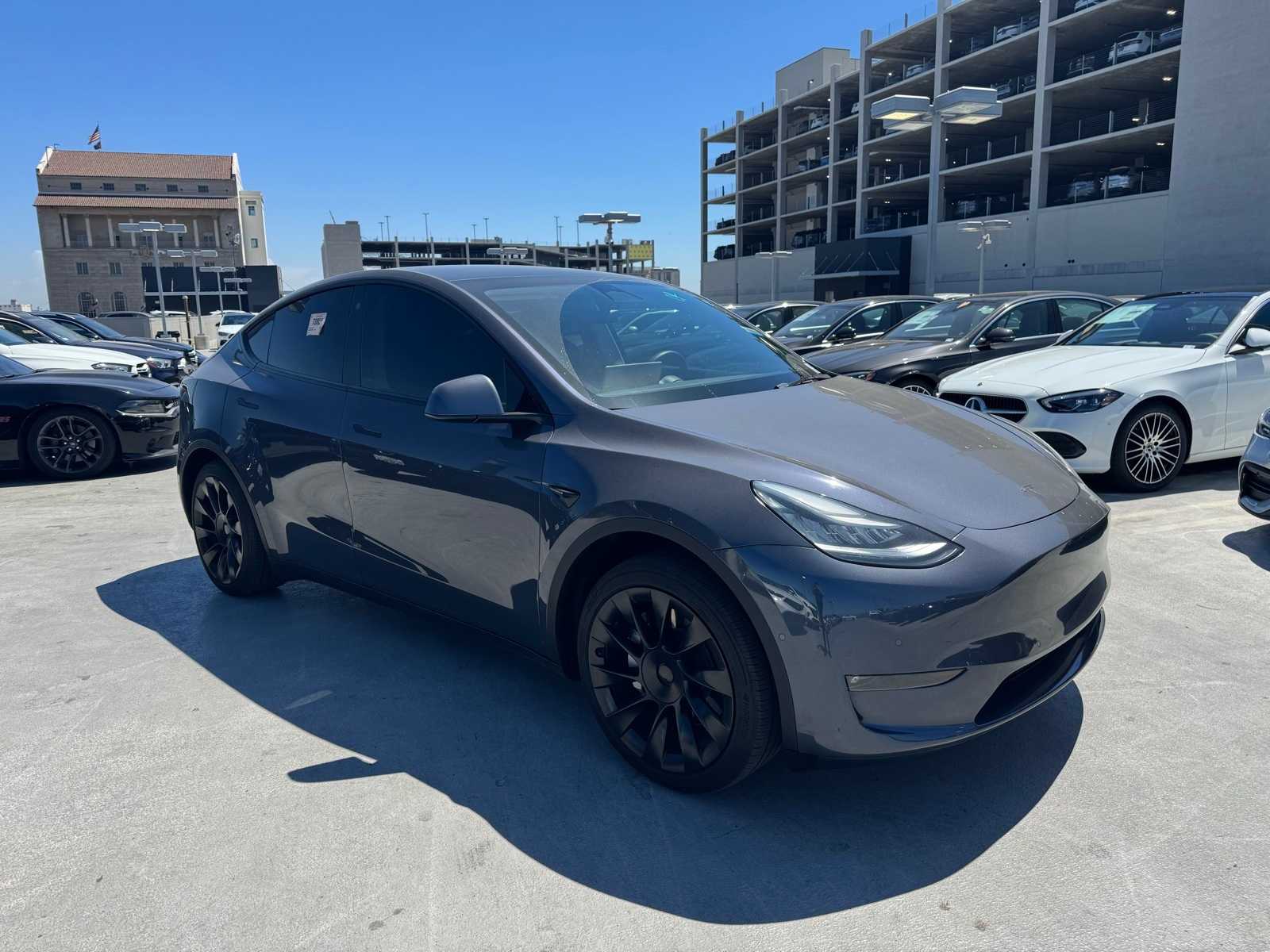Used 2021 Tesla Model Y Long Range with VIN 5YJYGDEE8MF158815 for sale in Kansas City