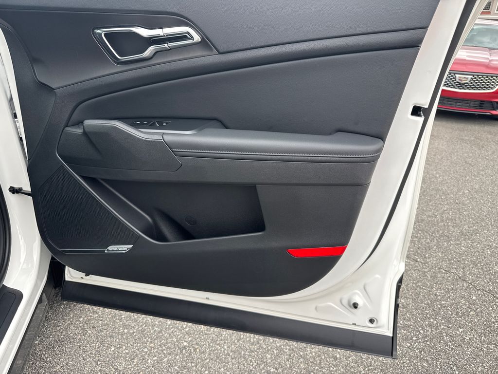 2026 Kia Sportage Hybrid photo 12