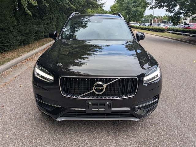 2016 Volvo XC90 T6 Momentum photo 9