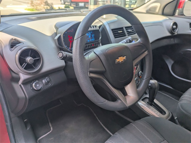 2012 Chevrolet Sonic LT photo 8