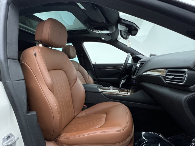 2022 Maserati Levante GT photo 15