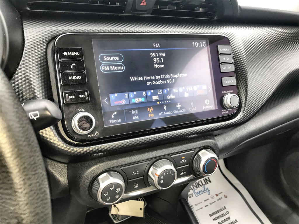 2024 Nissan Kicks SV photo 16