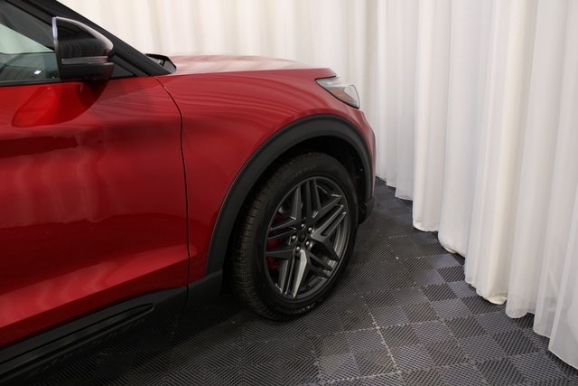 2025 Ford Explorer ST photo 24