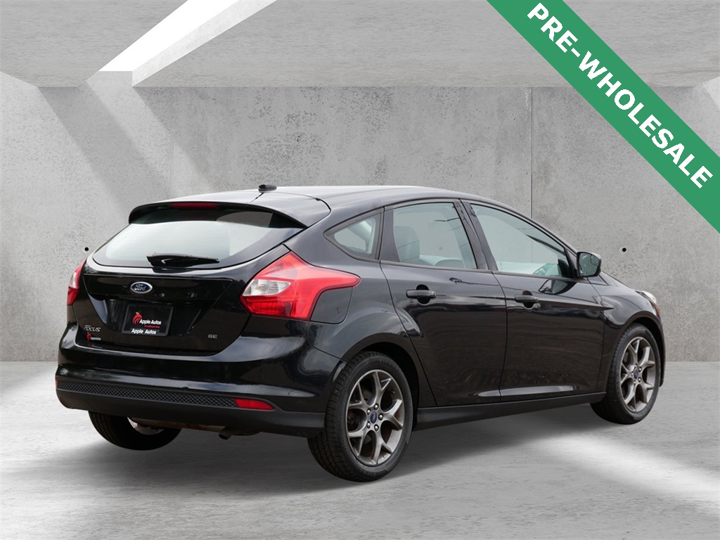 2013 Ford Focus SE photo 3