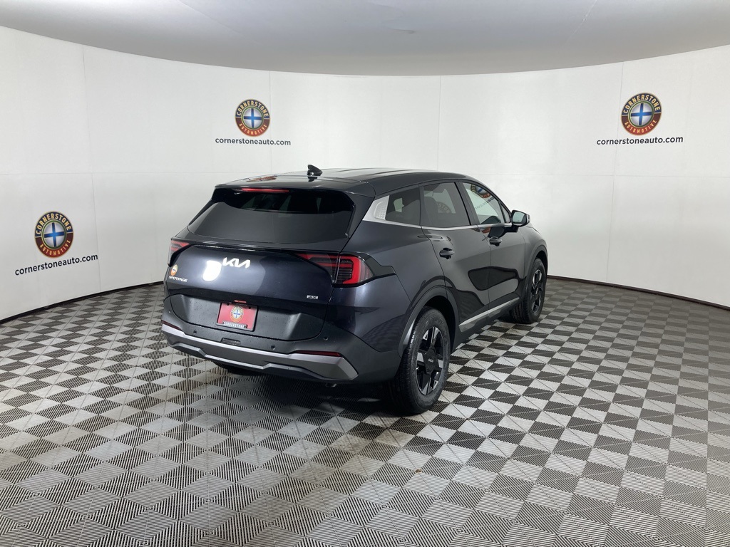 2026 Kia Sportage LX photo 9