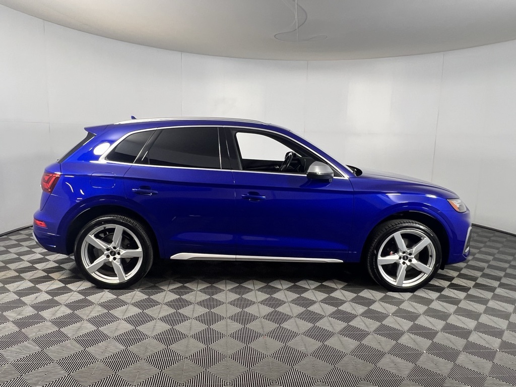 2022 Audi SQ5 Premium Plus photo 3