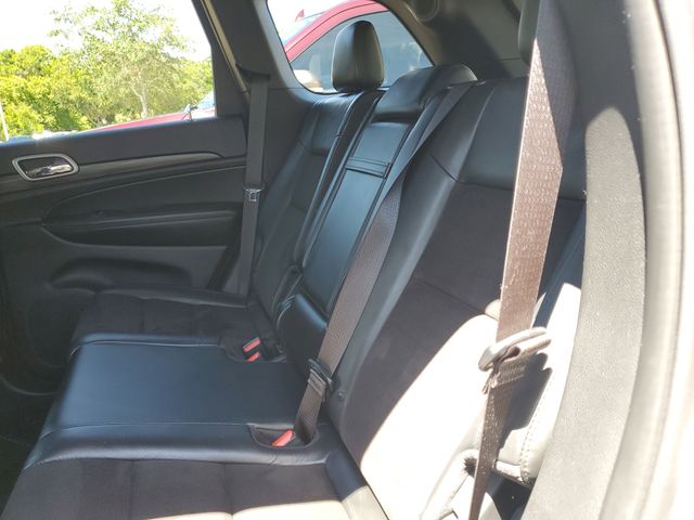 2020 Jeep Grand Cherokee Altitude photo 17