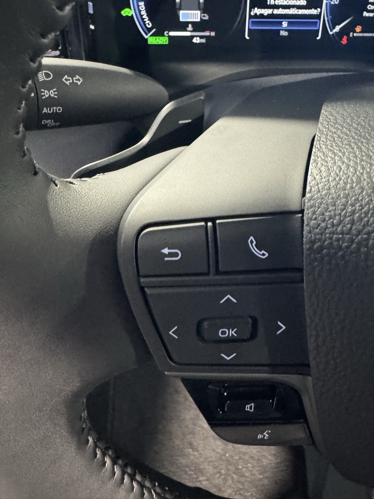 2025 Toyota Camry photo 29