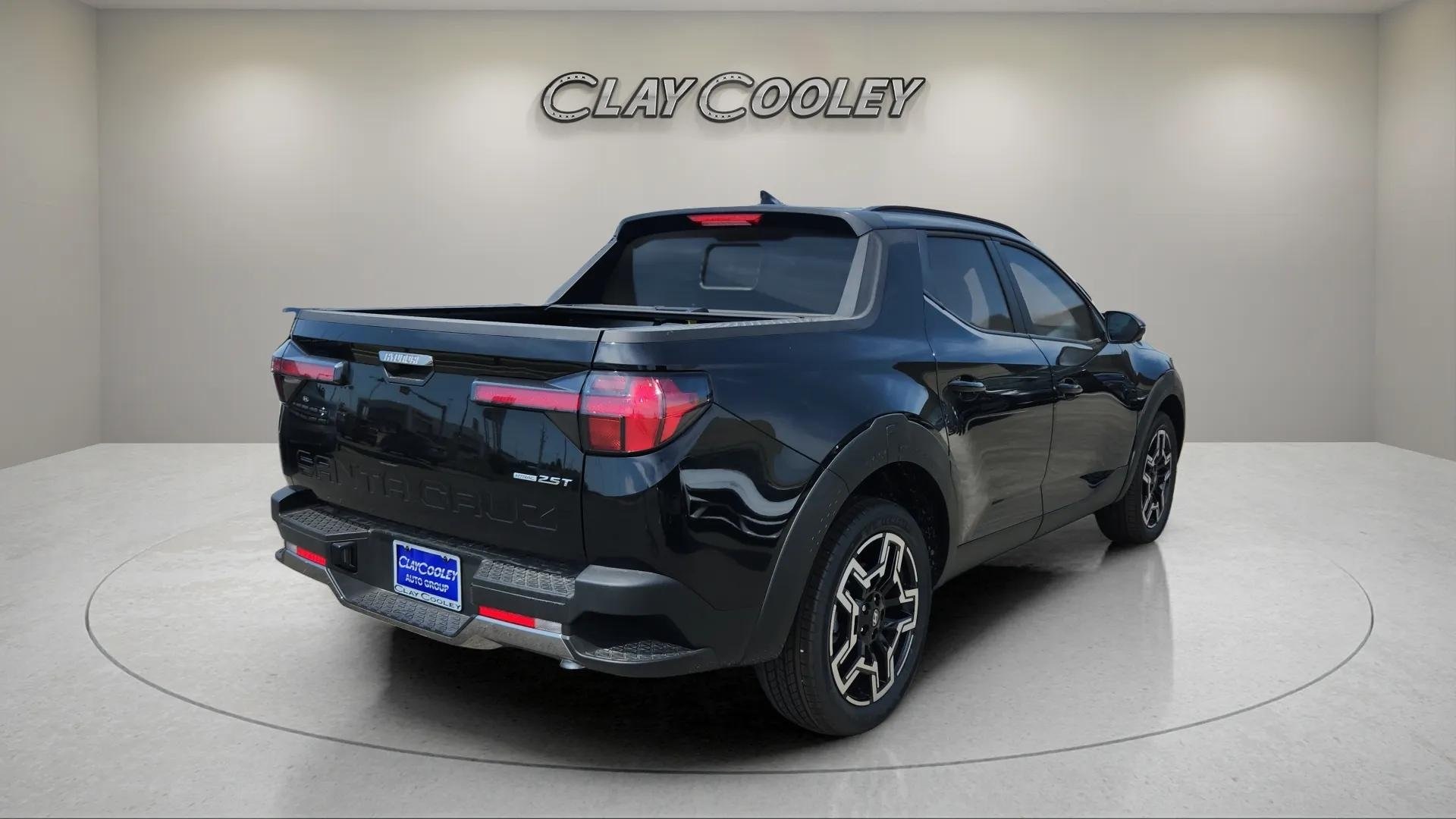 2025 Hyundai Santa Cruz Limited photo 3