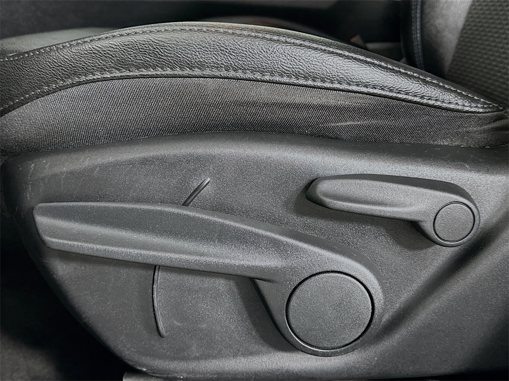 2024 Jeep Compass Latitude photo 20
