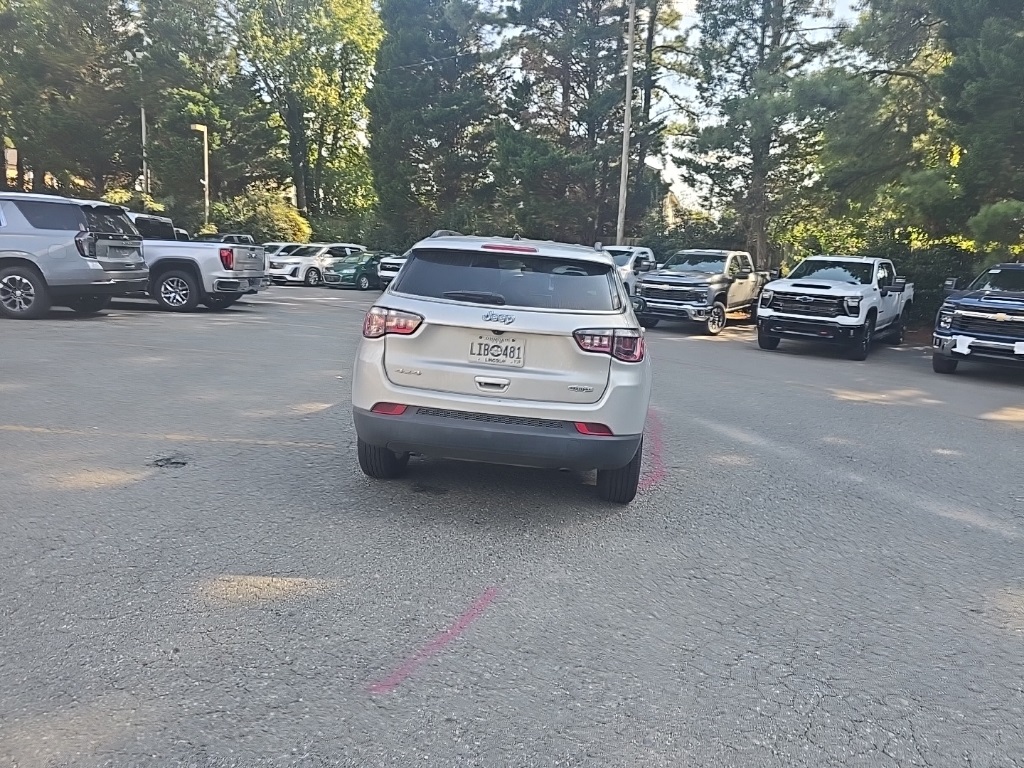 2024 Jeep Compass Latitude photo 5