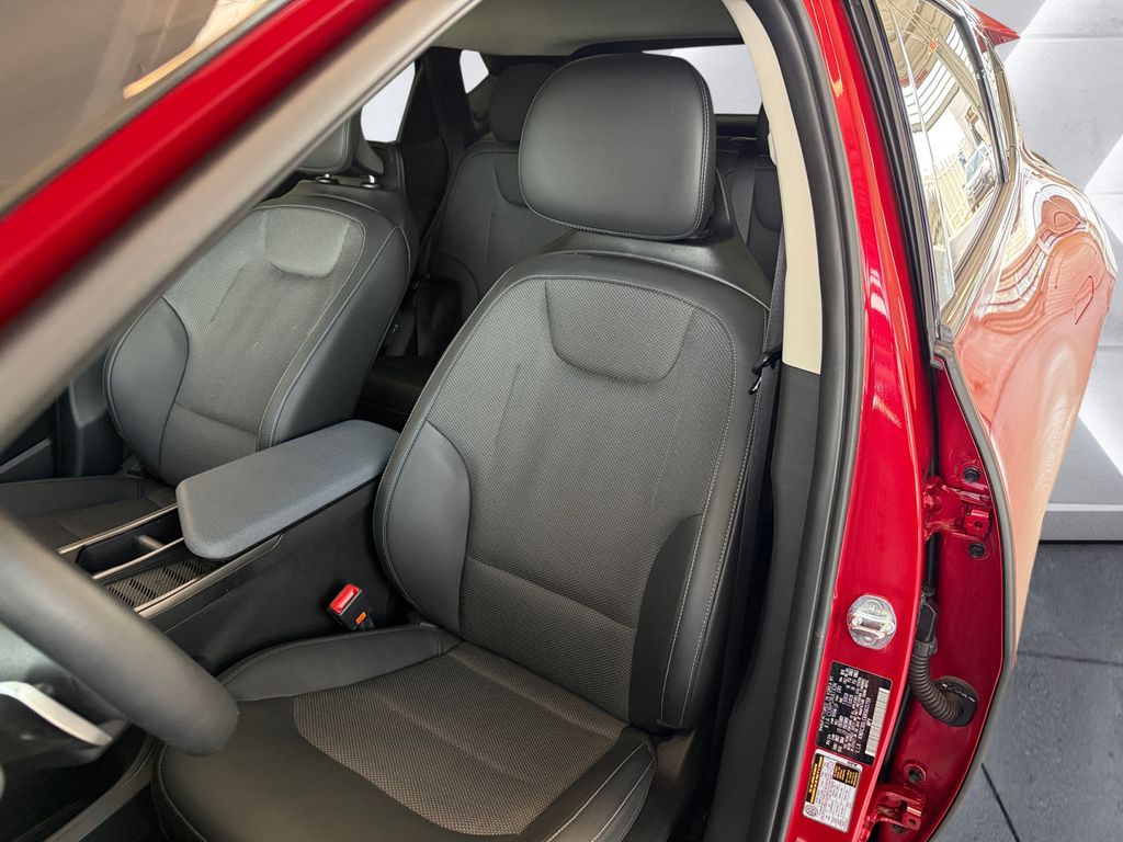 2024 Kia EV6 Light photo 8