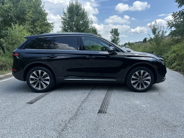 2020 Lincoln Corsair Reserve photo 4