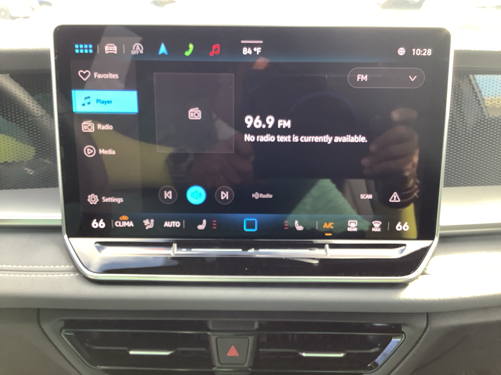 2025 Volkswagen Tiguan SE R-Line Black photo 16