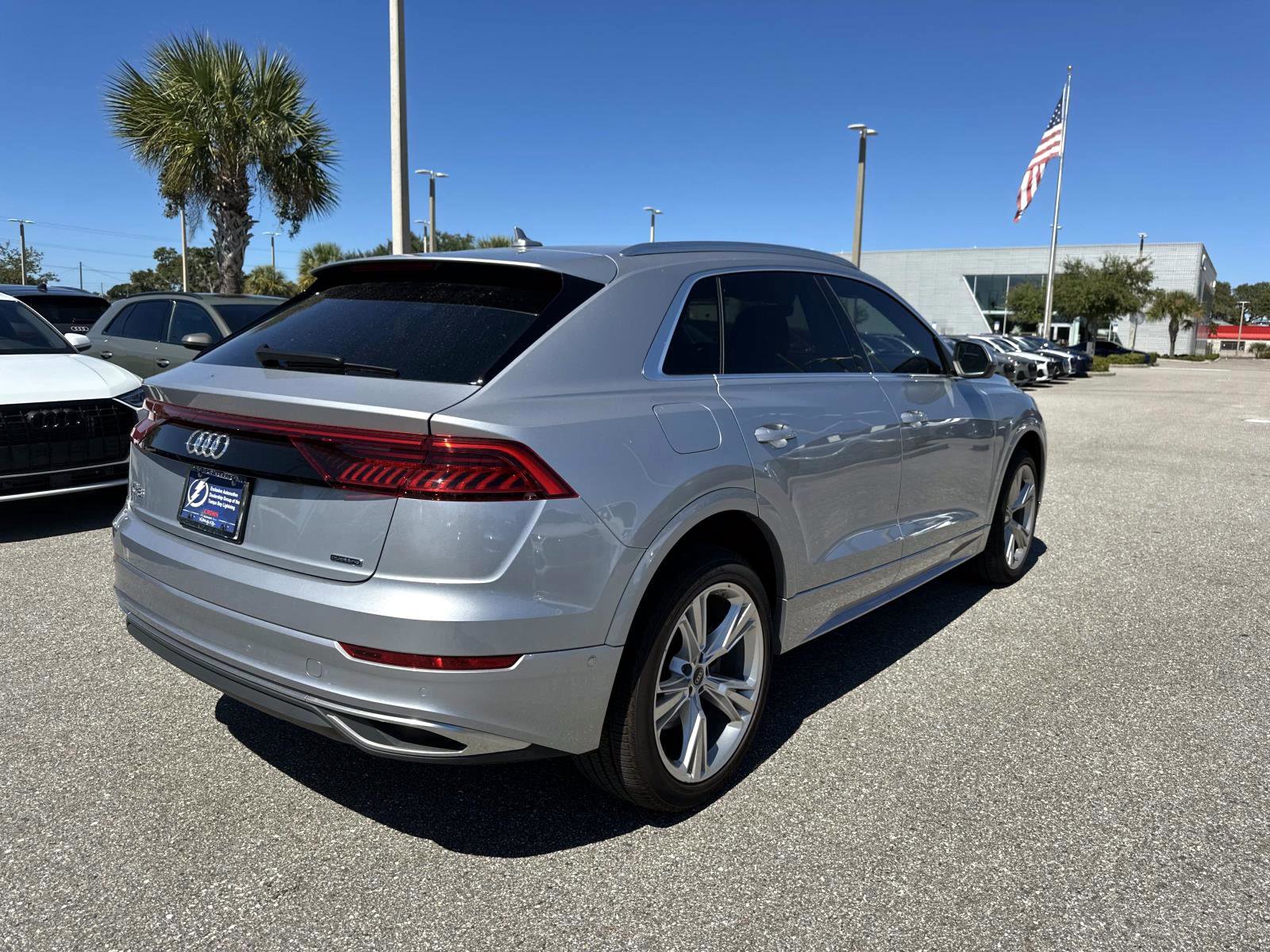 2022 Audi Q8 Premium Plus 55 photo 2