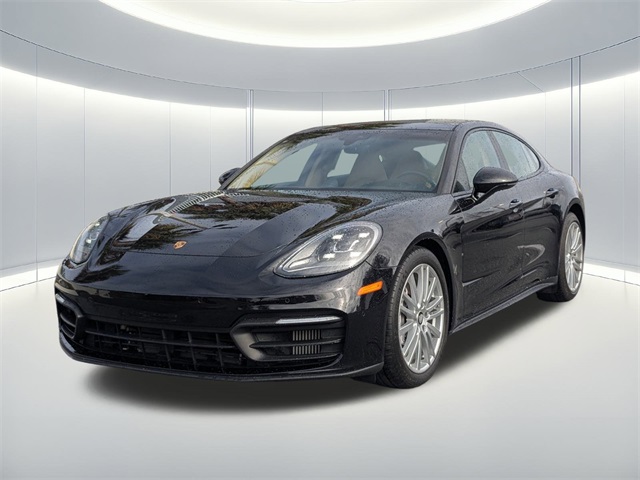 2021 Porsche Panamera Base's photo