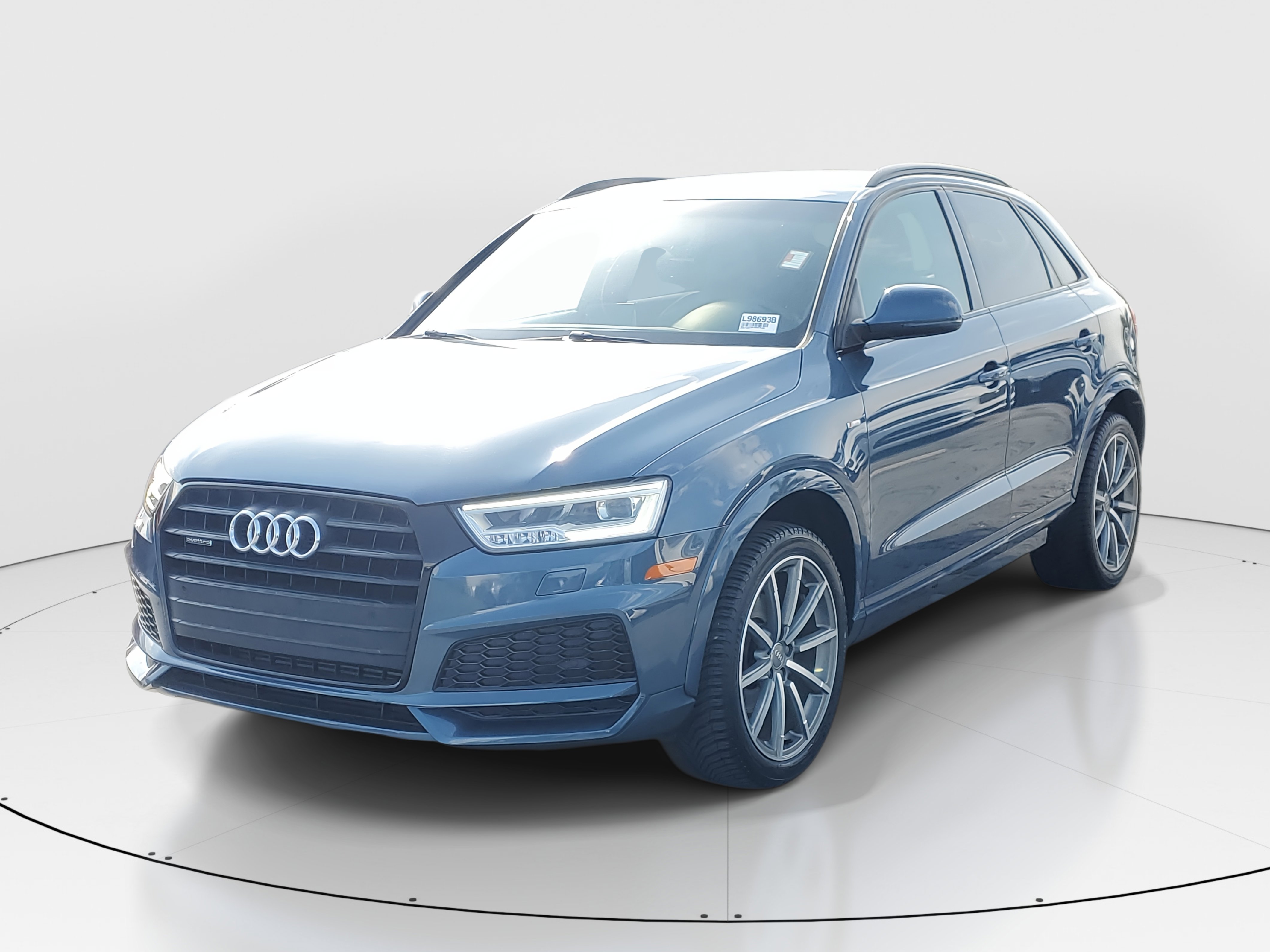2018 Audi Q3 Premium Plus photo 2