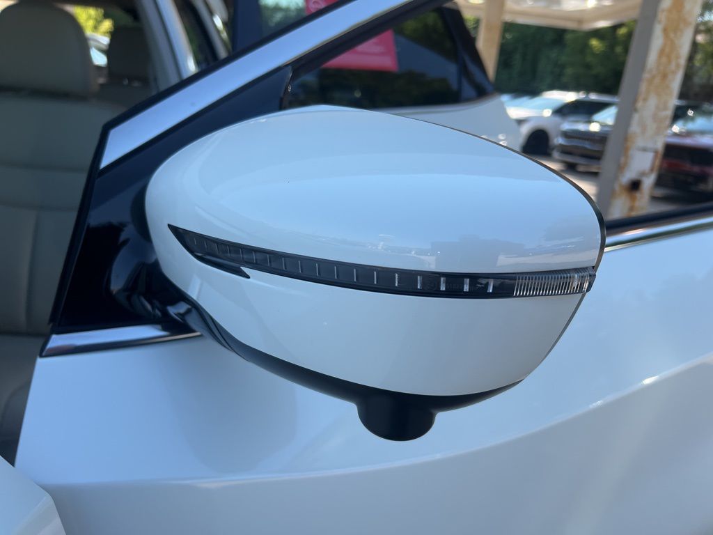 2024 Nissan Murano SL photo 25