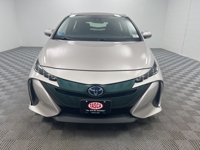 2017 Toyota Prius Prime Plus photo 3