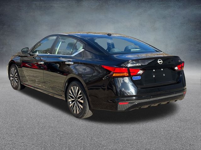 2023 Nissan Altima 2.5 SV photo 3