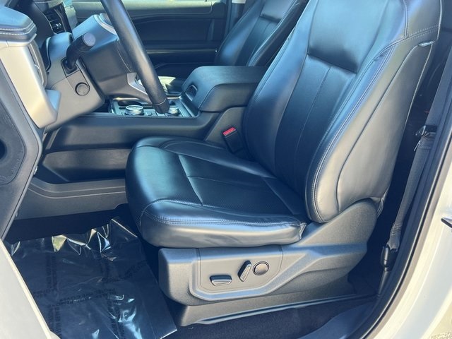 2022 Ford Expedition XLT photo 4