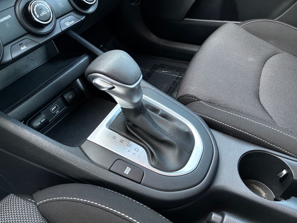 2024 Kia Forte LXS photo 20