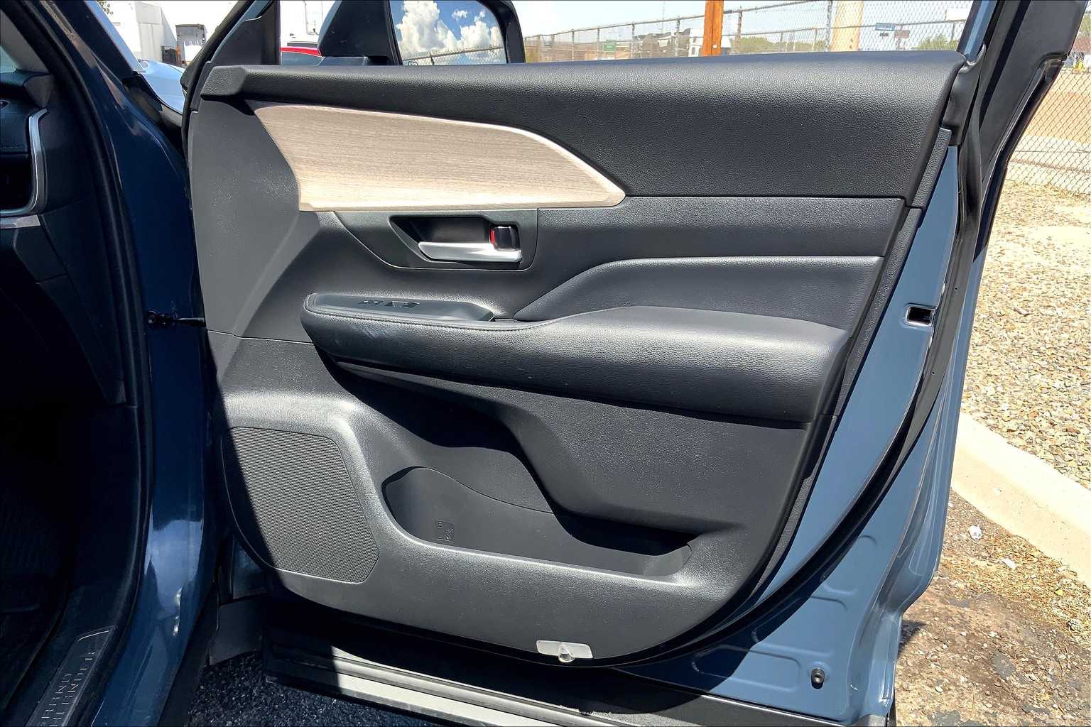 2024 Toyota Grand Highlander Platinum photo 19