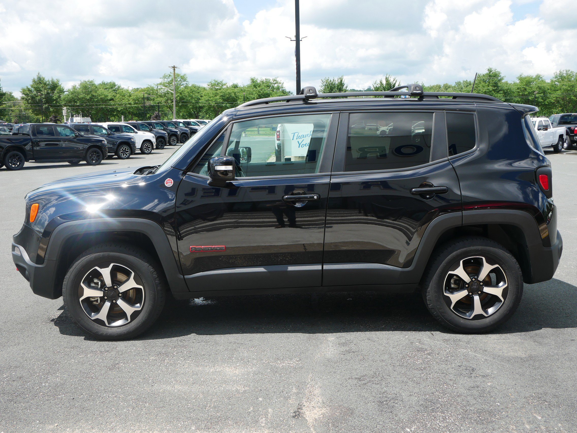 2022 Jeep Renegade Trailhawk photo 5