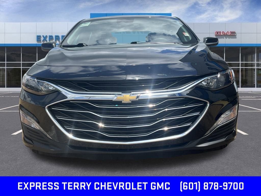 2023 Chevrolet Malibu 1LT photo 3