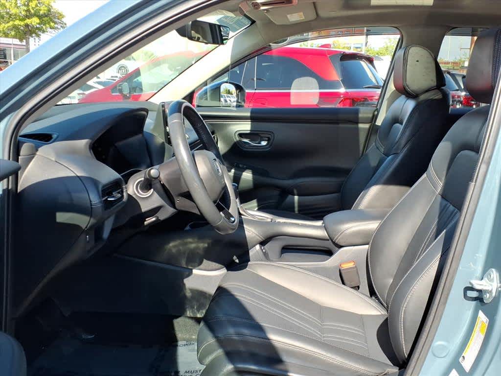 2025 Honda HR-V EX-L photo 10