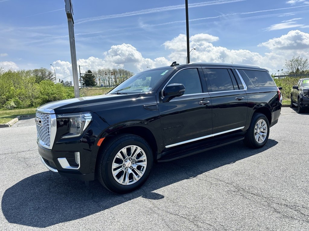 2022 Gmc Yukon XL Denali photo 2