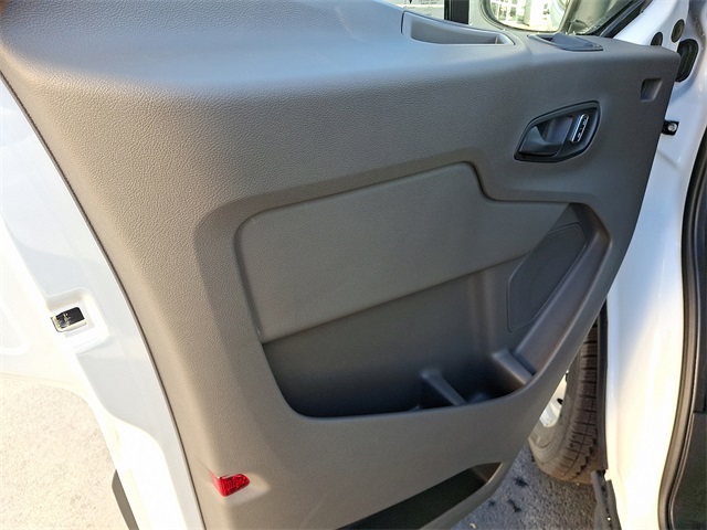 2025 Ford Transit photo 8