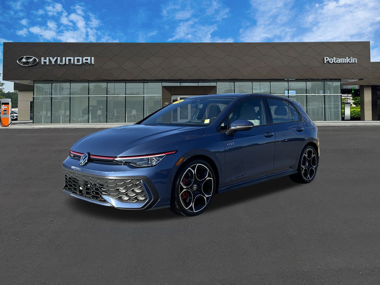 2025 Volkswagen Golf GTI Autobahn's photo