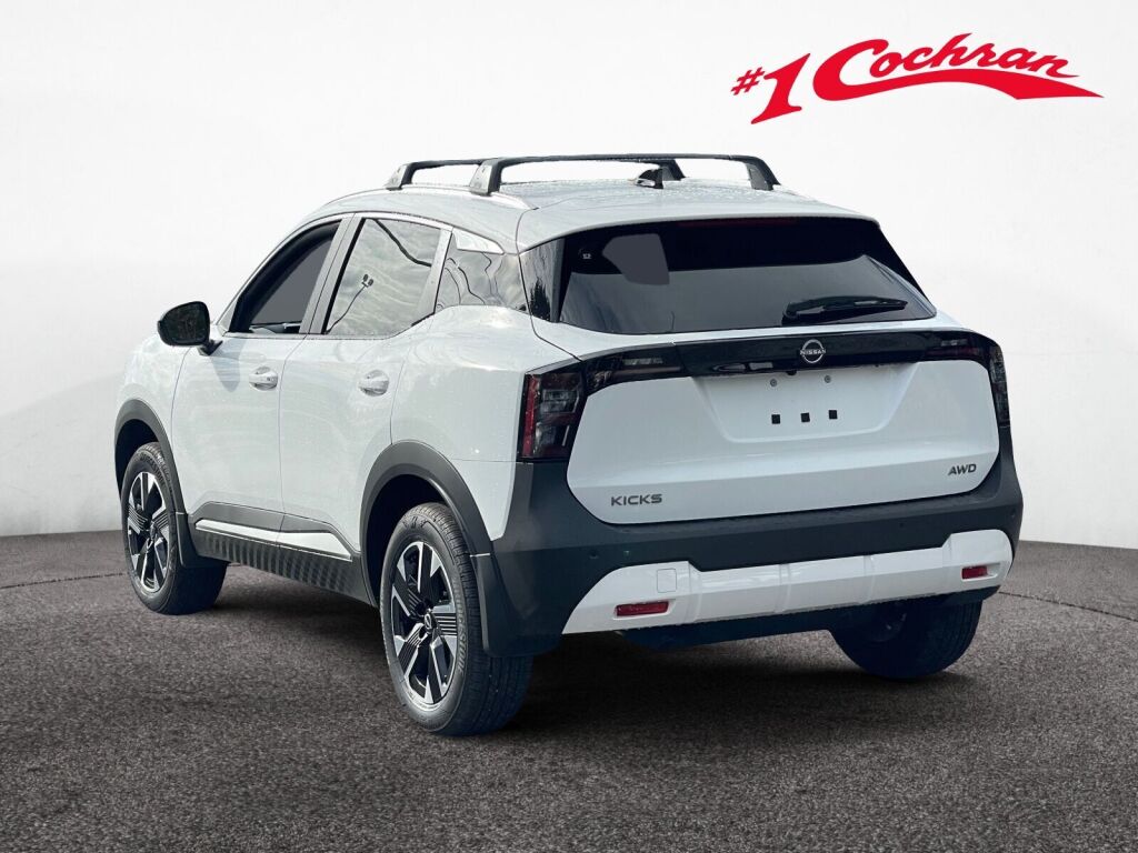 2026 Nissan Kicks SV photo 4