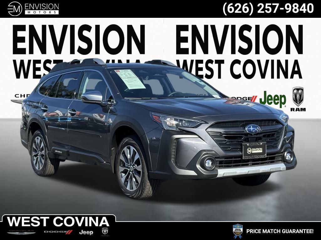 2025 Subaru Outback Touring's photo