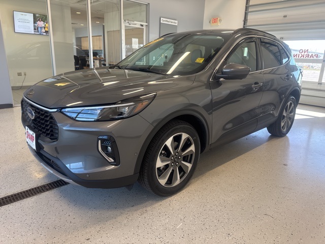 2023 Ford Escape Platinum photo 4