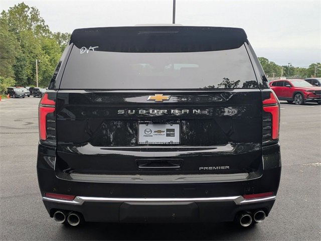 2025 Chevrolet Suburban Premier photo 4