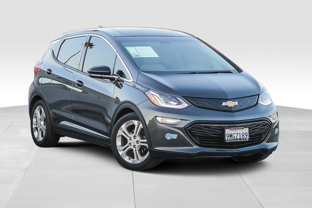 Used 2020 Chevrolet Bolt EV LT with VIN 1G1FY6S08L4146266 for sale in Claremont, CA